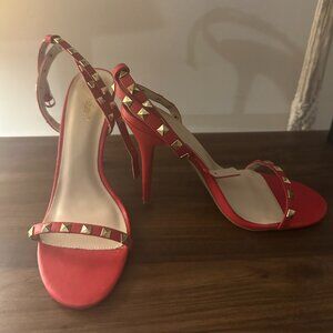 Shoe Dazzle Red and Gold Studded High Heels Size 9
